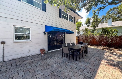 Seminole House | New Beautiful Seminole Pool Home