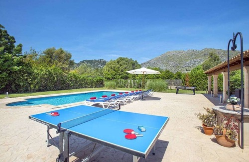 Pollensa Villa | NEW beautiful villa walking distance to Pollença village