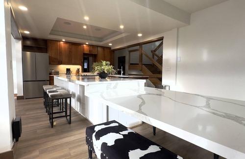 Avon Ski Chalet | New! Beaver Creek, Holden Road Location & Ski-in!