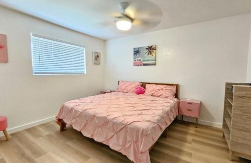 Glendale Apartment | New Blue&Pink Pool Centra PHX