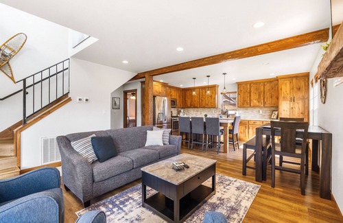 Dover Bay House | NEW: Boat on Lake Pend Oreille & Ski at Schweitzer