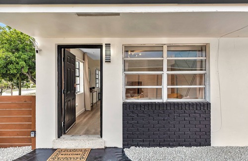 West Hollywood Apartment | NEW! Boho Chic Chateau Unit #1