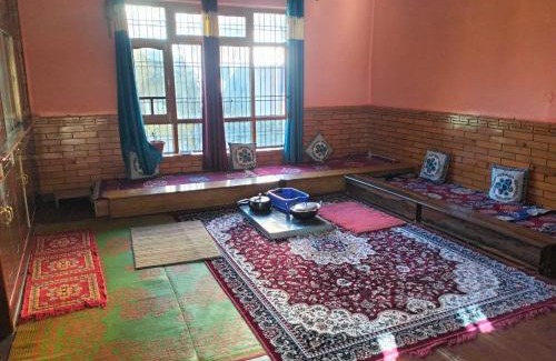 Tabo House | New Buddha Homestay By StayApart