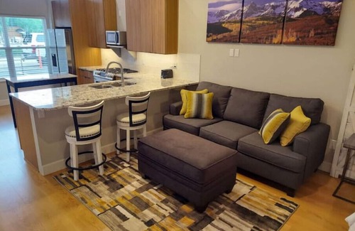Grand Lake Condo | New Build Boardwalk Studio Condo steps from Lake!n