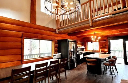 Pine Cabin | New Build Modern Log Cabin in the Heart of Pine on 2 acres of secluded Forest