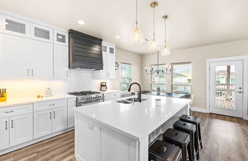 Jamaica Beach House | New Build! Paddleboard, Kayak, Fishing, Beach, Outdoor Living, Sunset Views!