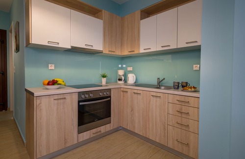 Mirthios Apartment | New built 80sqm apart 15 min walk from beach private terrace PANORAMIC seaview