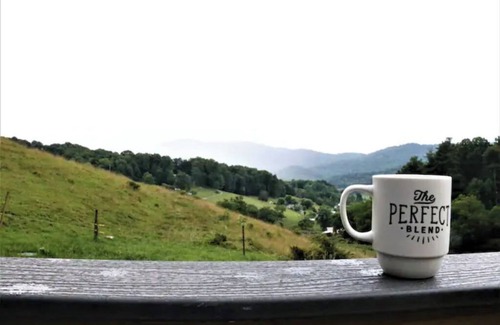 Leicester Cabin | * NEW* Cabin on the Farm, Cozy, Comfortable, Relaxation