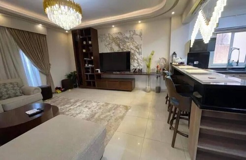 New Cairo Apartment | New Cairo Deluxe Modern Condo