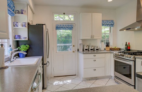 Lewis Mountain House | New! Cameron Cottage | Best UVA Neighborhood
