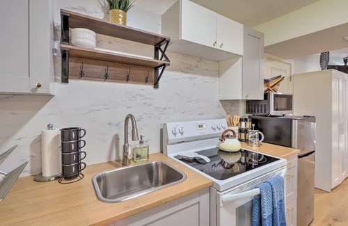 Lakeland North Apartment | NEW! Cat/Dog-Friendly Apartment Between Seattle & Tacoma!