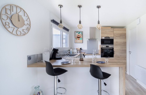 Bretignolles-sur-Mer Ski Chalet | New Chalet for 8 in a residence with pool