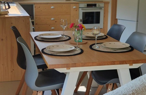 Morzine Ski Chalet | New Chalet in Morzine - 2 Bedrooms, Terrace, Near Center, Sleeps 4