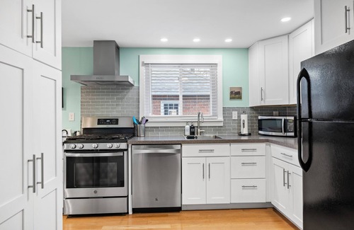 Michigan City House | NEW! Charming 3-Bedroom Hideaway in the Heart of Michigan City!