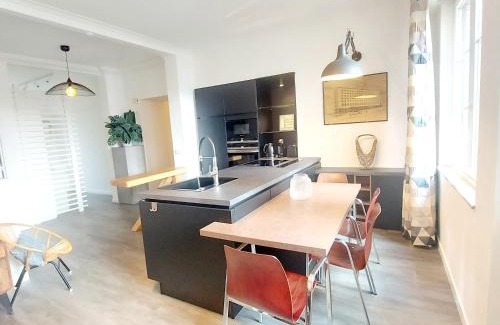 Broekwijk Apartment | New Charming Grand Place Apartment