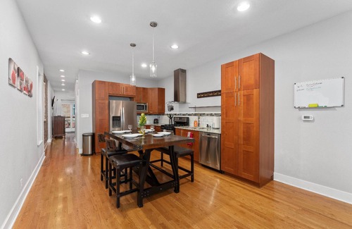 Five Points House | New Classic Comfortable Rino Escape. Pets Welcome