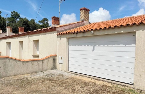 Les Conches House | NEW, close to the beach! Charming family home - 9 pers