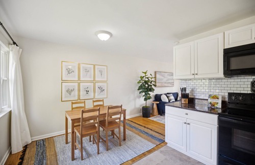 Buckroe Beach House | NEW! Comfy Coastal Getaway with Modern Comforts
