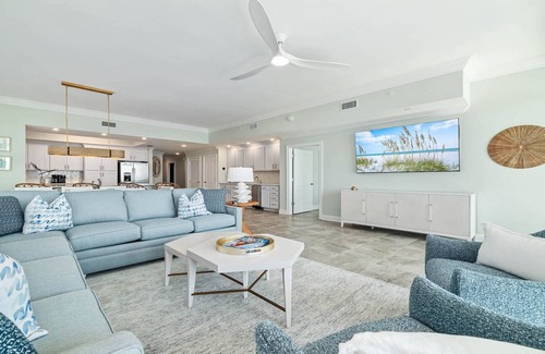 Gulf Shores Condo | New Complex! Beachfront 4BR Beauty!