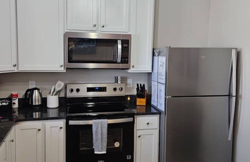Trenton House | New Construction 4 Bedroom Ranch in Trenton