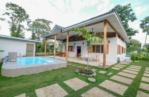 Puerto Viejo de Talamanca House | NEW Construction! AC Fiber Private Pool Walk to Beach!