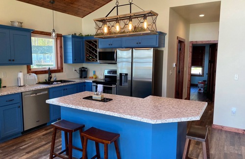 Conover House | New Construction! Gorgeous full home with large deck overlooking North Twin Lake