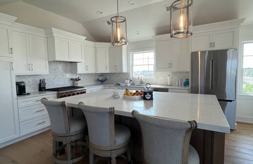 Surf City House | NEW CONSTRUCTION in Surf City 5 Bed & Bath with Heated Pool & Hot Tub