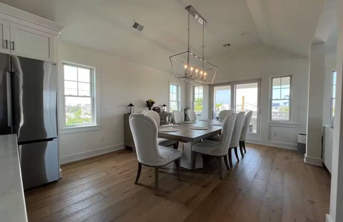 Surf City House | NEW CONSTRUCTION in Surf City 5 Bed & Bath with Heated Pool & Hot Tub