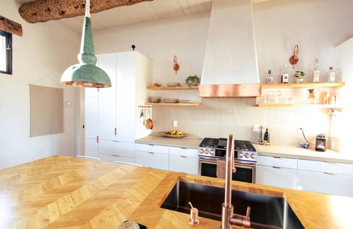 Ridgway House | NEW Contemporary 1 bedroom house with expansive views!