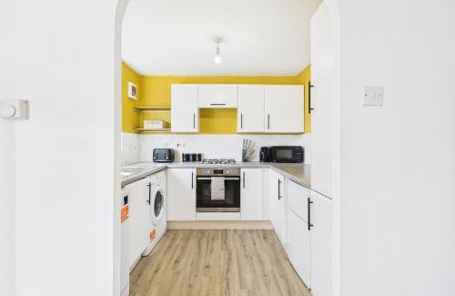 Bishop's Cleeve House | NEW Cornfields Property by Signature Stays