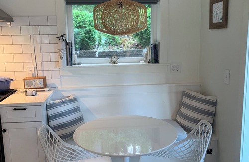 Northwest Ithaca Cottage | New cottage, close to Ithaca, hot tub, fireplace, waterfront, dock, sleeps 5