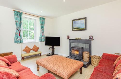 Inverarnie House | New Cottage