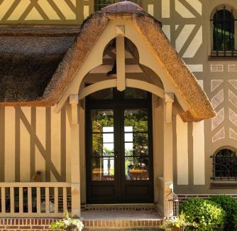 Honfleur House | New Cottage & spa de nage Guesthouse