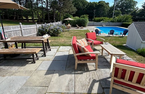 Peaks Island House | New - Cozy Cape on Peaks Island overlooking Casco Bay and Portland skyline