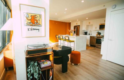 Downtown Halifax Apartment | NEW Cozy Downtown Halifax Loft with Free Parking