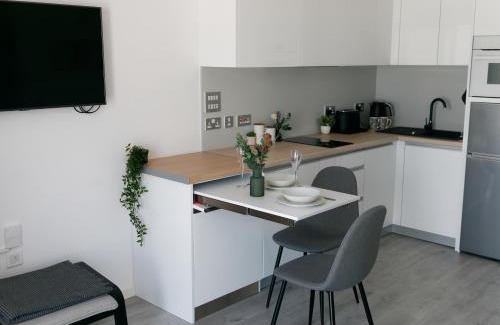 Gibraltar Apartment | New CP High floor luxury studio with runway and sea view