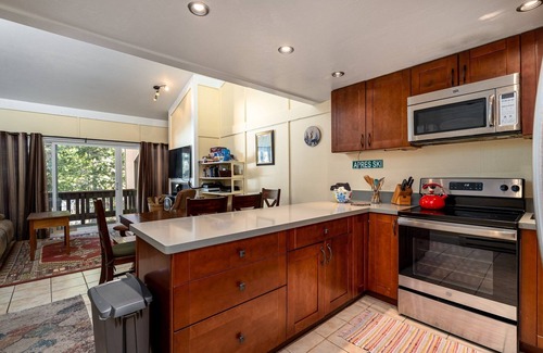 Bear Valley Condo | NEW! CreekSide #3 (3-Bedroom Home) - Pets Allowed by Bear Valley Vacation Rentals