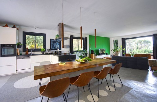 Saint-Etienne-du-Gres House | New! Designer "Alpilles" home