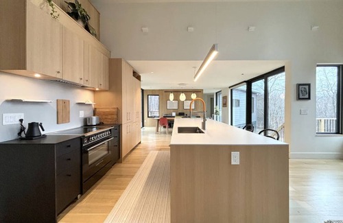 Esopus House | New Designer Retreat ideal for Families
