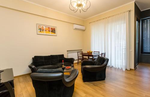 Tbilisi City Centre Apartment | New!-Downtown Apartment ll