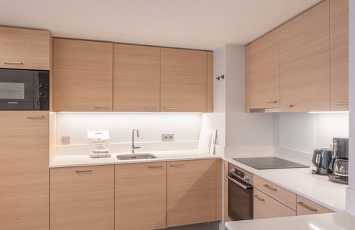 Viel-Alpe Apartment | New duplex near slopes, 400m to center, 2 bedrooms, parking, wifi