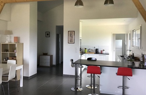 Lunan House | New: Ecological house overlooking the Figeac Valley