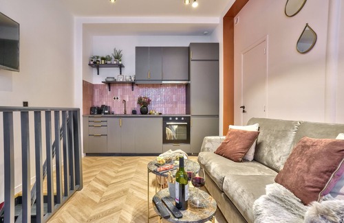 Grenelle Apartment | NEW! Eiffel Tour Splendid 2BR apt in Paris