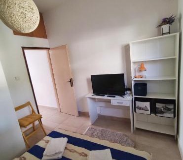 Split Apartment | New Era