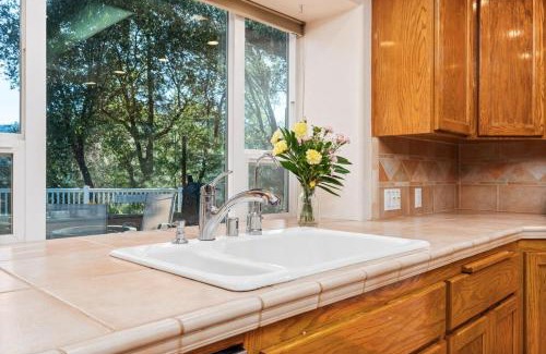 Midpines House | New! EVCharger 2 Bedroom nearYNP