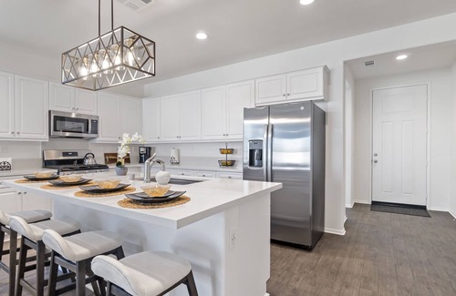 Menifee House | New Executive Stay in Menifee, Seasons Bravada