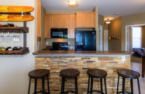 Lake Ozark Condo | **NEW** - Experience the Island Life - 3 BR/2BA