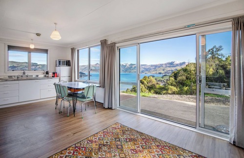 Akaroa House | New Farm - Akaroa Holiday Home