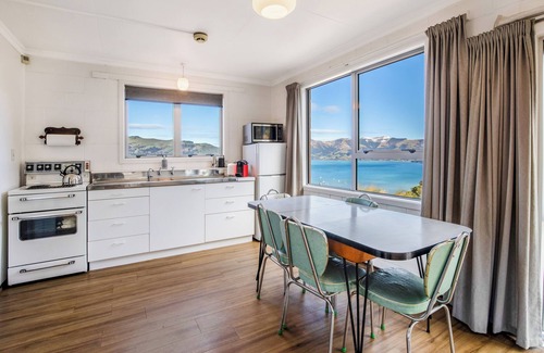 Akaroa House | New Farm - Akaroa Holiday Home