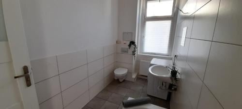 Zeitz Apartment | New flat for 7 Special price per month 4 Rooms